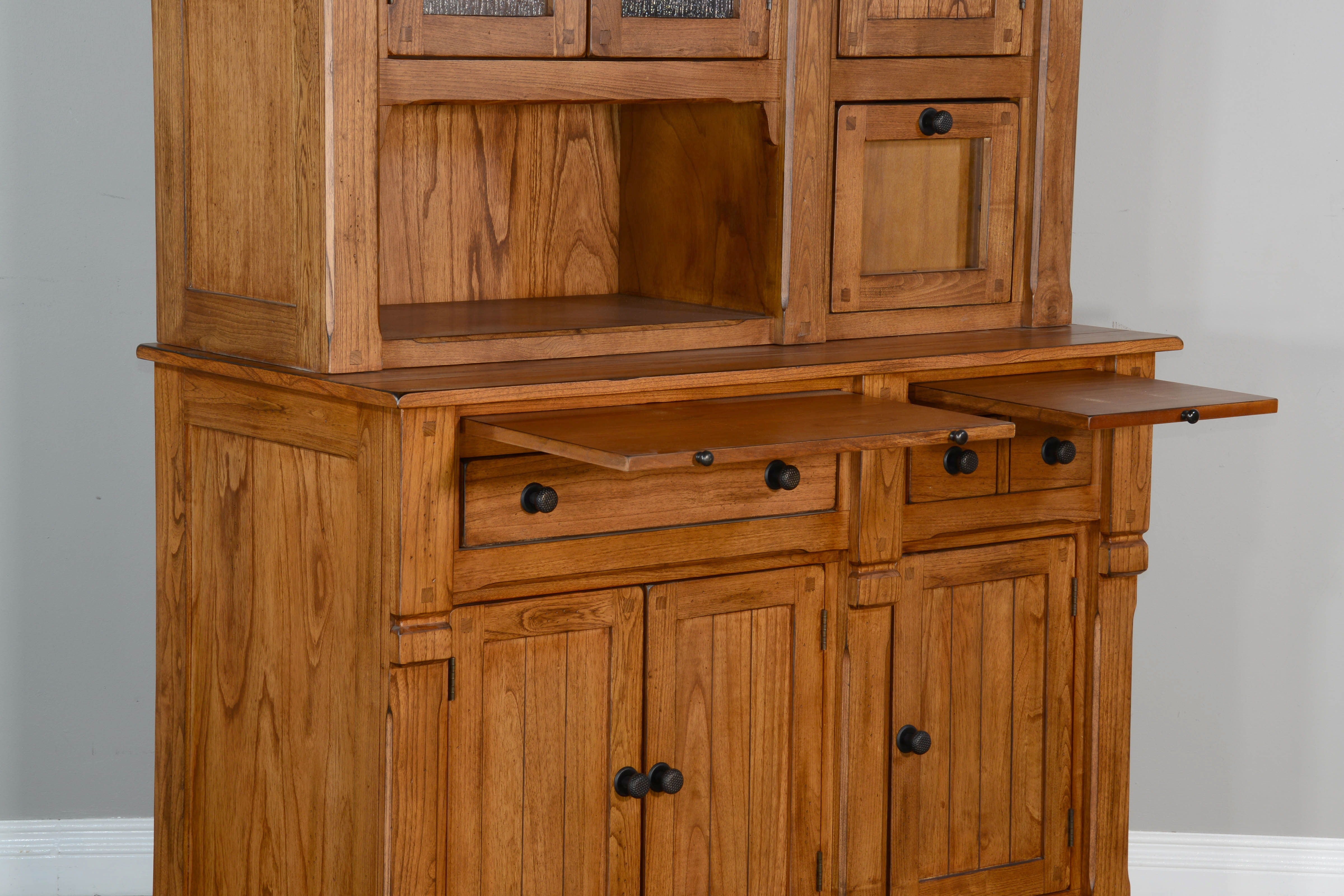 Sedona - Buffet And Hutch - Rustic Oak - Premium Hutches from Sunny Designs - Just $2024! Shop now at brett interiors