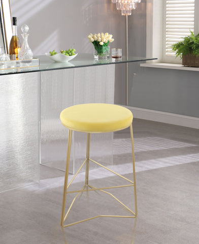 Tres - Counter Stool - Premium Counter Height (24"-27") from Meridian Furniture - Just $300! Shop now at brett interiors