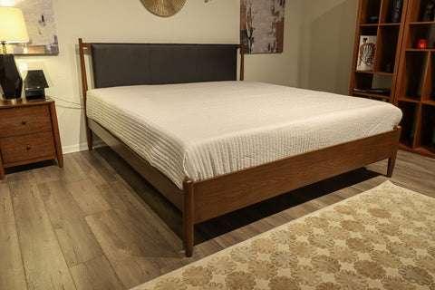 Ian - Platform Bed - Premium Panel Beds from New Classic - Just $297.50! Shop now at brett interiors