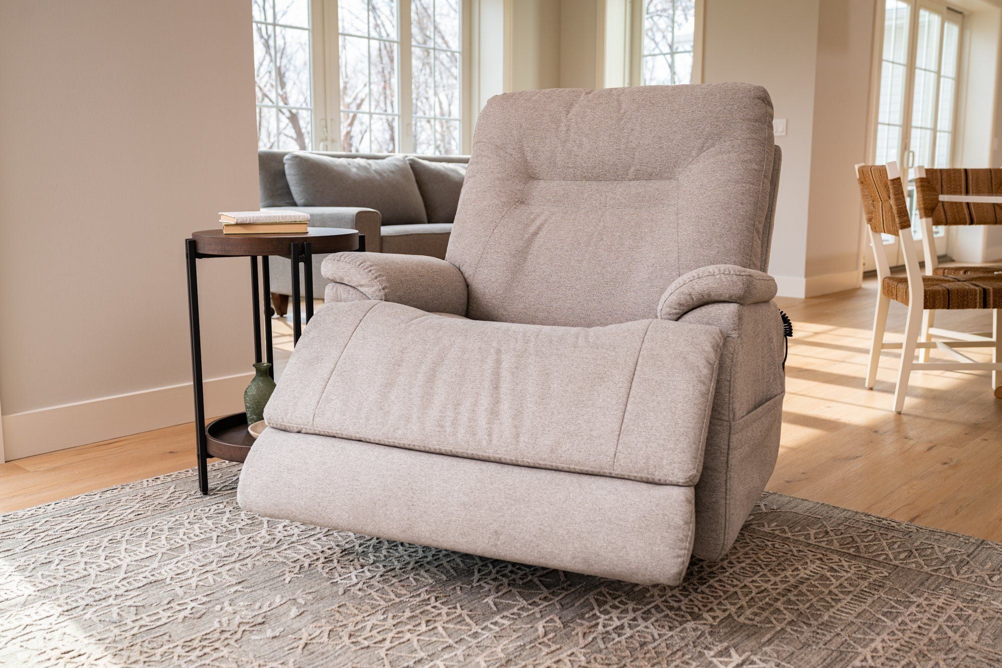 Zecliner Model 2 - Power Recliner - Premium Reclining Chairs from Flexsteel - Just $2125! Shop now at brett interiors