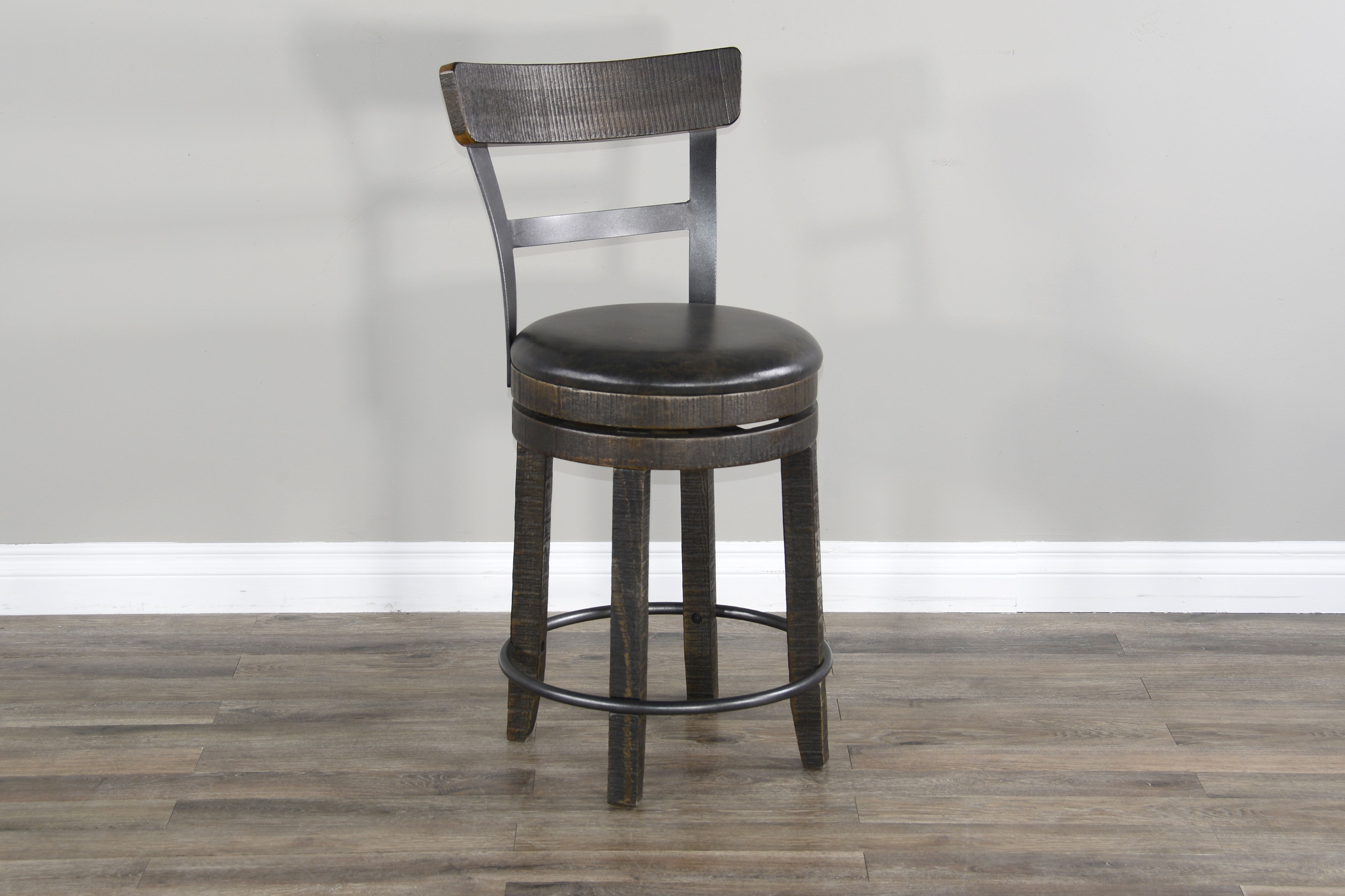 Homestead - Barstool 24" - Tobacco Leaf - Premium Bar Height (28"-30") from Sunny Designs - Just $216! Shop now at brett interiors