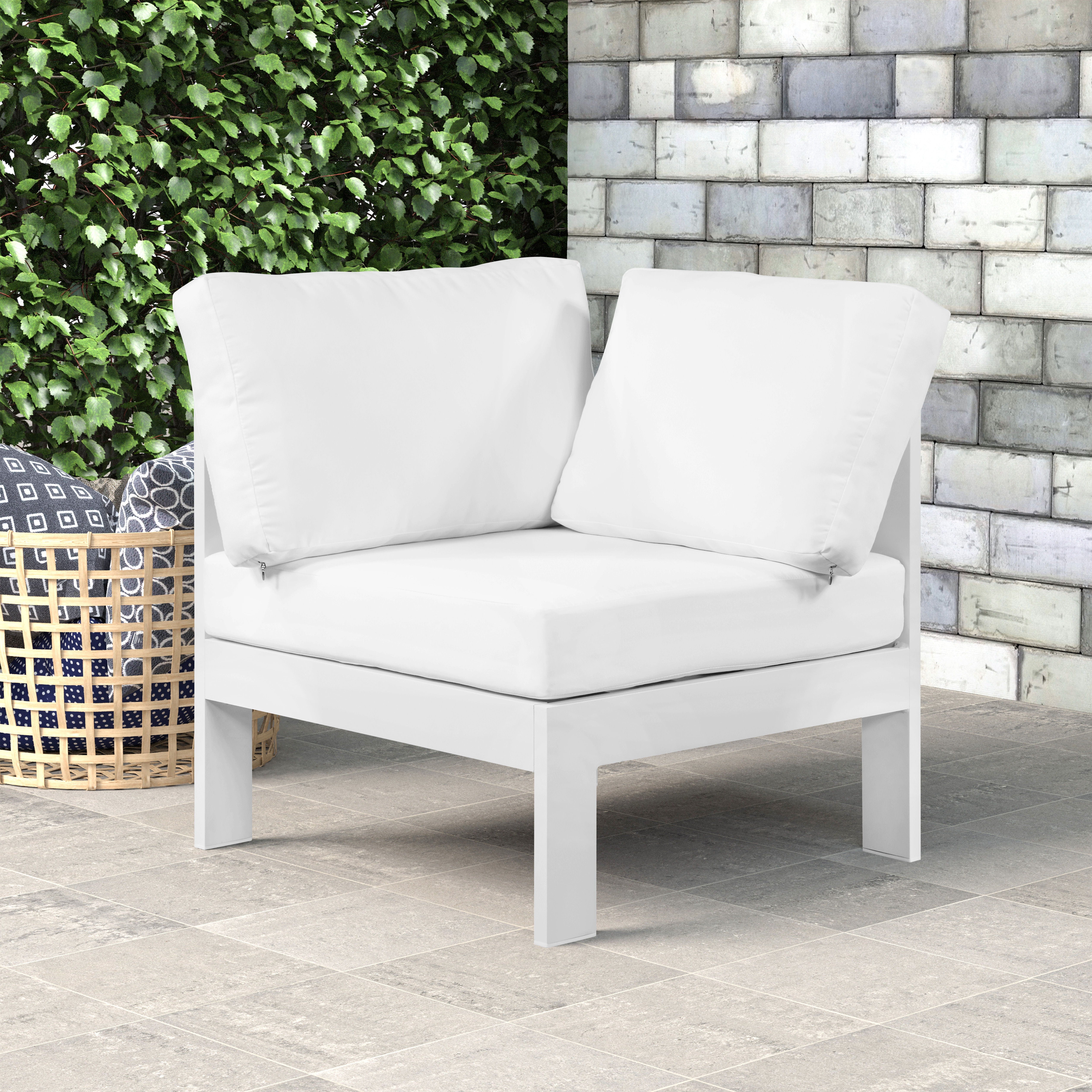 Nizuc - Outdoor Corner Chair - Premium Corners from Meridian Furniture - Just $962.50! Shop now at brett interiors